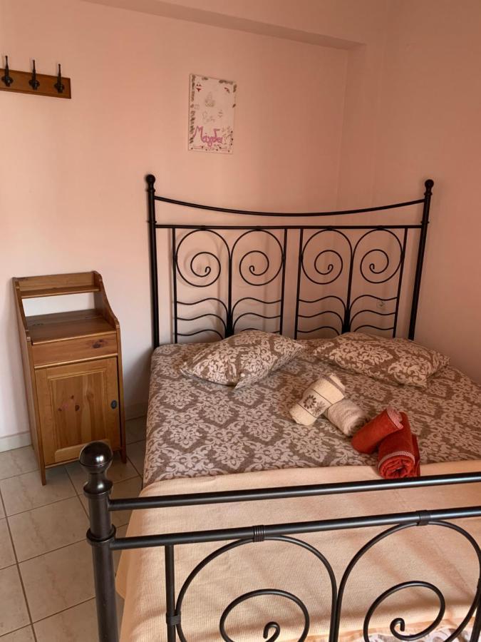 Magdalena & Bambino Apartments Sarti Extérieur photo